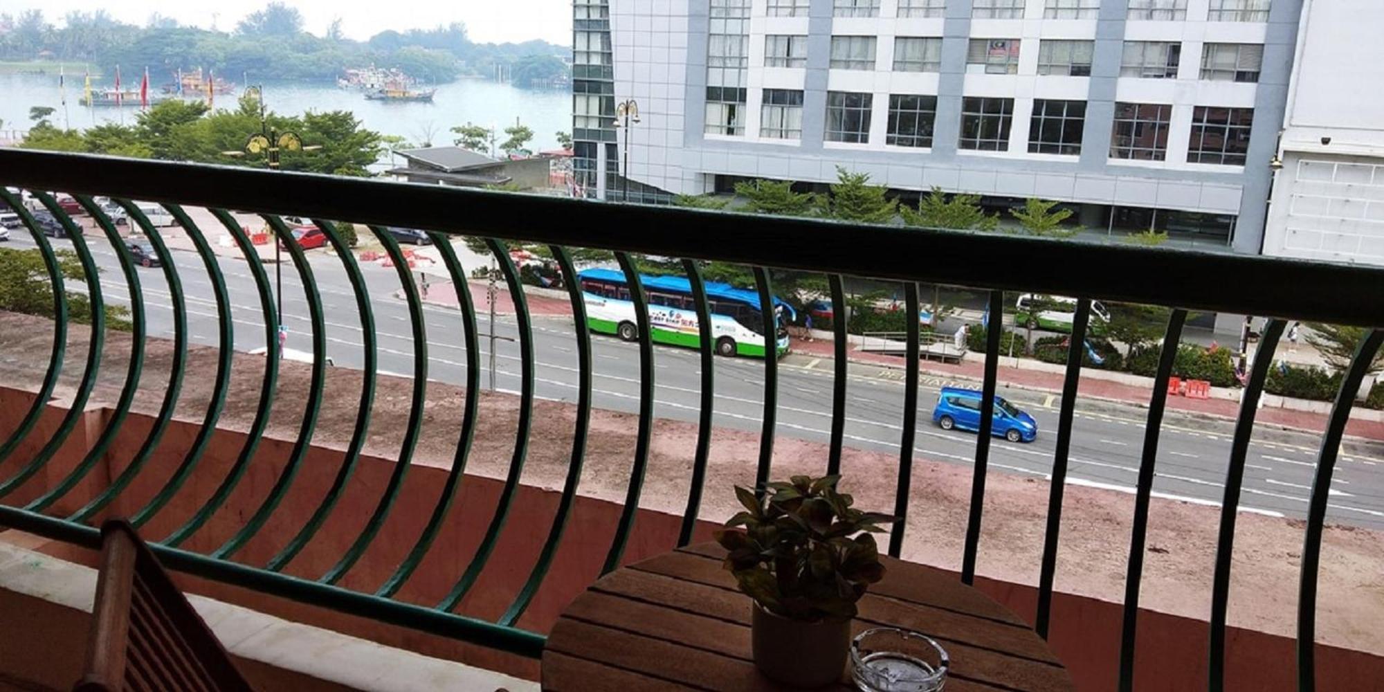 Jj Homes Marina Court Kota Kinabalu Eksteriør bilde